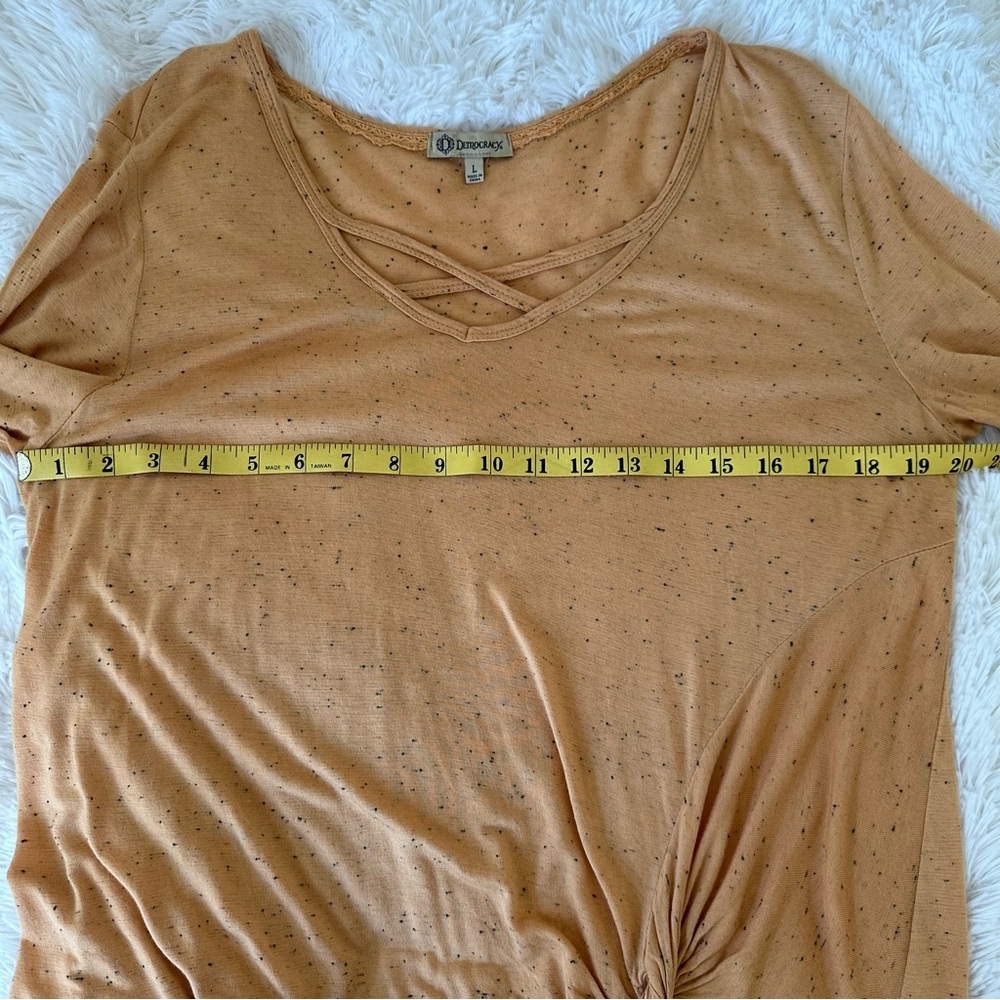 DEMOCRACY Mustard Yellow Twist Front Long Sleeve V-Neck Tunic Top Size Large - Picture 4 of 6